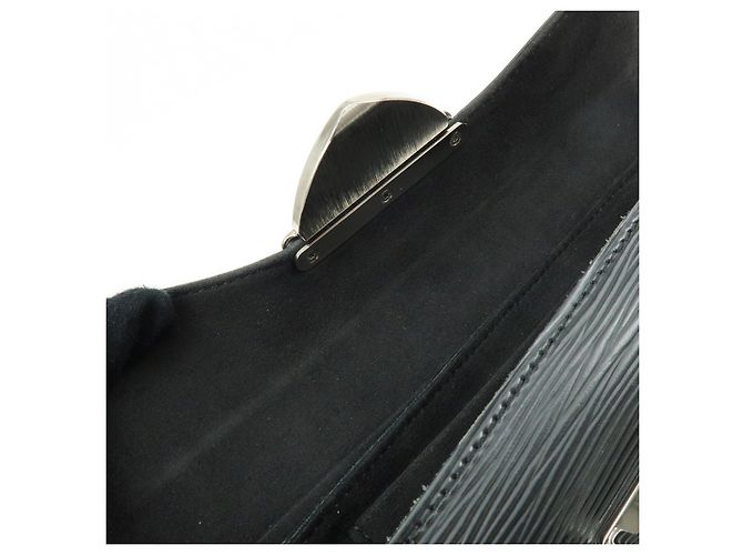 Louis Vuitton Epi Pochette Montaigne Shoulder Bag Noir M59292 - vista 19