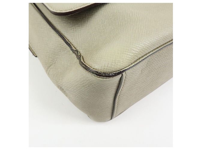 Louis Vuitton Borsa a tracolla Milo in pelle Taiga M32633 - vista 11