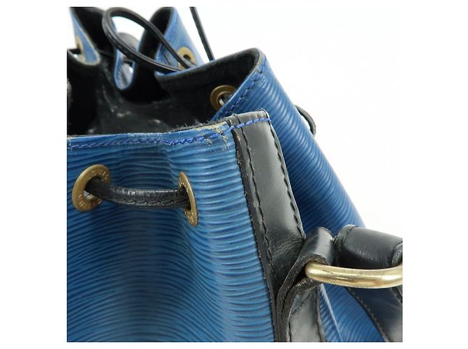 Louis Vuitton Epi Petit Noe Bicolor Shoulder Bag Blue Noir Ｍ44152 - vista 16