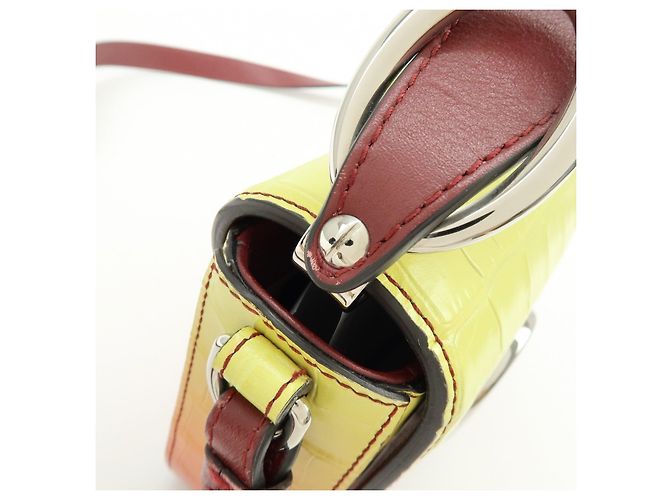 Chloé Borsa 2Way in pelle incisa Chloe C Borsa a tracolla Bordeaux Yellow - vista 11