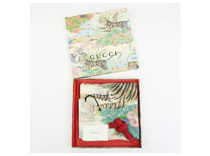 Sciarpa in seta e rayon GUCCI Interlocking G Sherry GG Motivo Tigre Avorio - vista 18