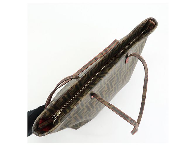 Borsa Tote e Borsa a Tracolla FENDI Zucca PVC Marrone Nero 8BH198 - vista 15