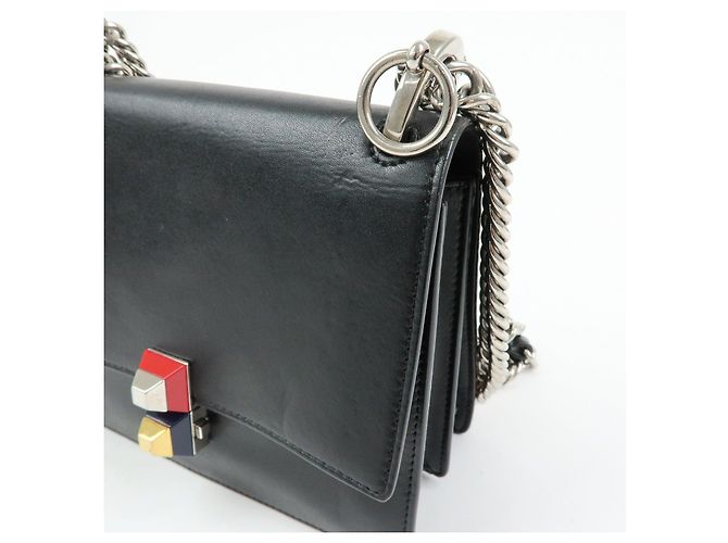 FENDI Kan I Mini Borsa a tracolla e spalla in pelle con catena Nero 8M0381 - vista 15