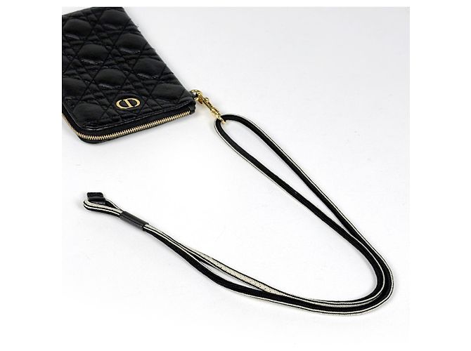 Christian Dior Caro Multifunktionsbeutel aus schwarzem Leder - Ansicht 6