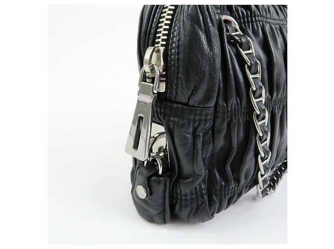 Borsa a tracolla PRADA in pelle Nappa con logo e catena raccolta Nero - vista 17