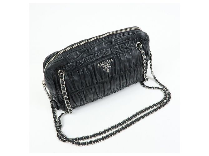 Borsa a tracolla PRADA in pelle Nappa con logo e catena raccolta Nero - vista 4