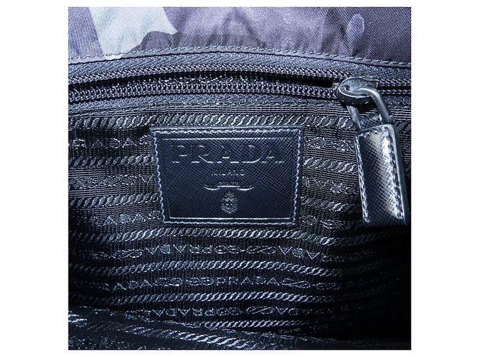 Borsa a tracolla PRADA in nylon e pelle Saffiano con logo triangolare VA0768 - vista 23