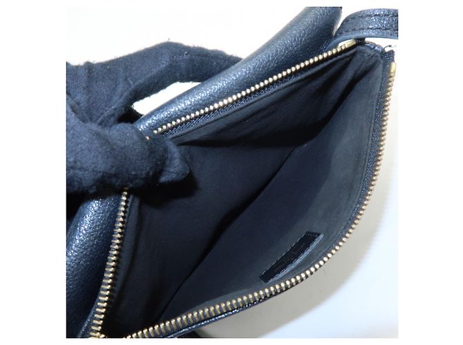 Louis Vuitton Monogram Empreinte Twice Shoulder Bag Noir M50258 - vista 22