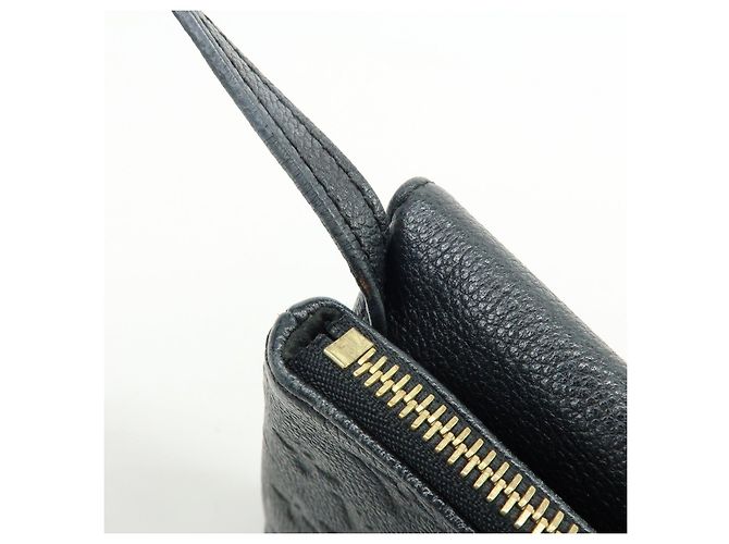 Louis Vuitton Monogram Empreinte Twice Shoulder Bag Noir M50258 - vista 9