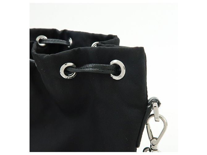 PRADA Borsa Pouch in Nylon e Pelle Saffiano con Logo Triangolare Nero 1NS369 - vista 16