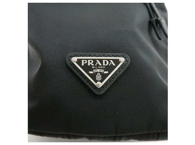PRADA Borsa Pouch in Nylon e Pelle Saffiano con Logo Triangolare Nero 1NS369 - vista 19