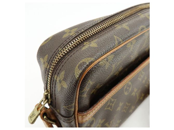 Louis Vuitton Monogram Trocadero 27 Shoulder Crossbody Bag M51274 - vista 13