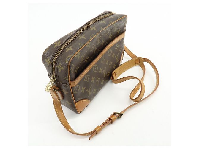 Louis Vuitton Monogram Trocadero 27 Shoulder Crossbody Bag M51274 - vista 4