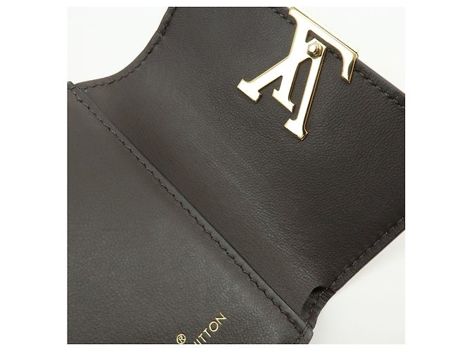 Louis Vuitton Portefeuille Capucines Galet Compact Wallet Galet M68747 - vista 19