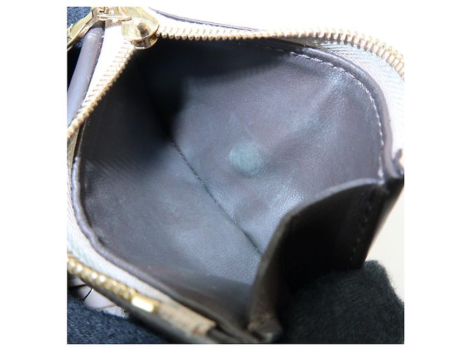 Louis Vuitton Portefeuille Capucines Galet Compact Wallet Galet M68747 - vista 23