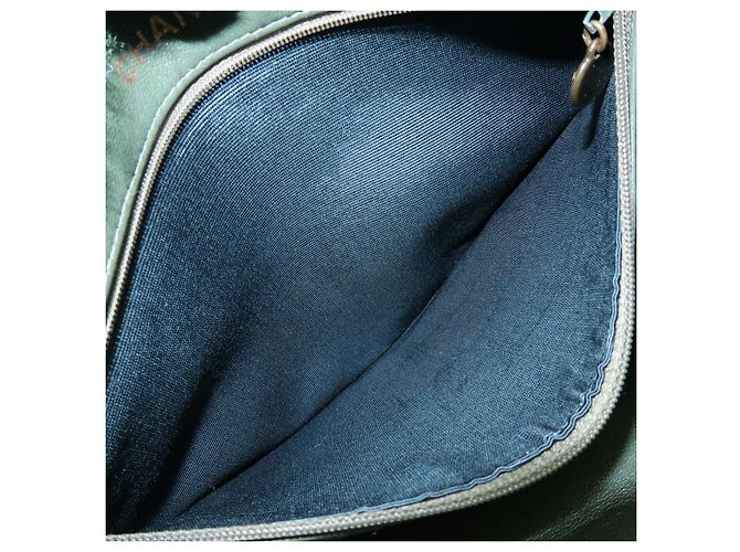 Borsa Tote CHANEL in Suede Mouton Verde - vista 21