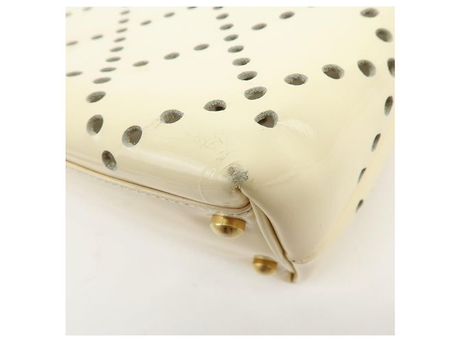 CHANEL COCO Mark Lackleder Schultertasche mit Perforation und Kette Ivory - Ansicht 12