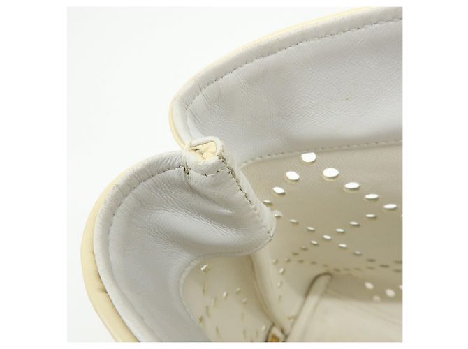 CHANEL COCO Mark Lackleder Schultertasche mit Perforation und Kette Ivory - Ansicht 17