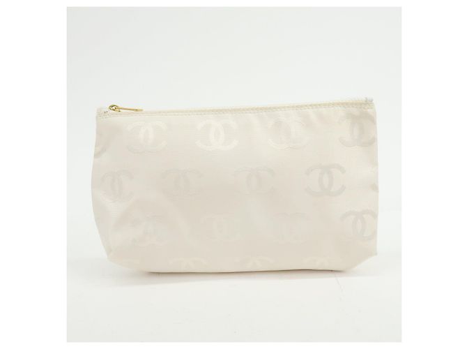 CHANEL COCO Mark Lackleder Schultertasche mit Perforation und Kette Ivory - Ansicht 19