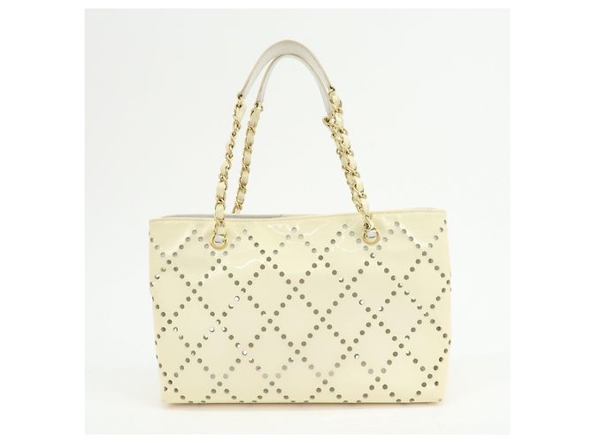CHANEL COCO Mark Lackleder Schultertasche mit Perforation und Kette Ivory - Ansicht 2