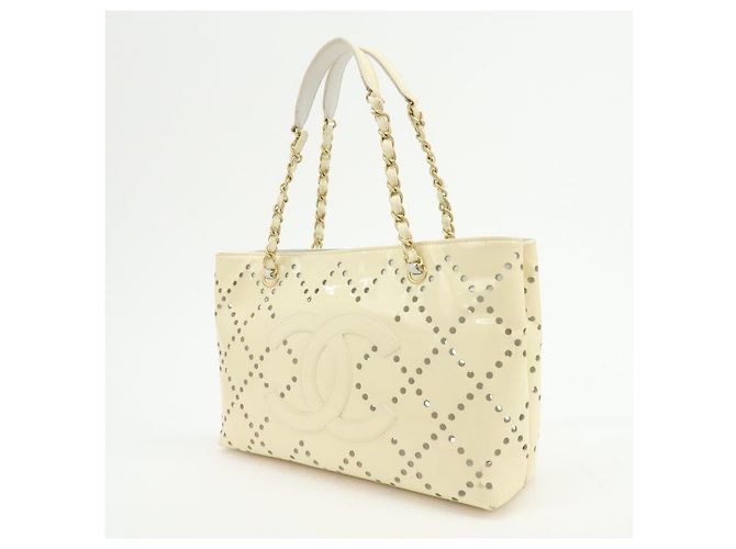 CHANEL COCO Mark Lackleder Schultertasche mit Perforation und Kette Ivory - Ansicht 3