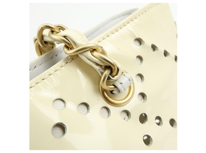 CHANEL COCO Mark Lackleder Schultertasche mit Perforation und Kette Ivory - Ansicht 9