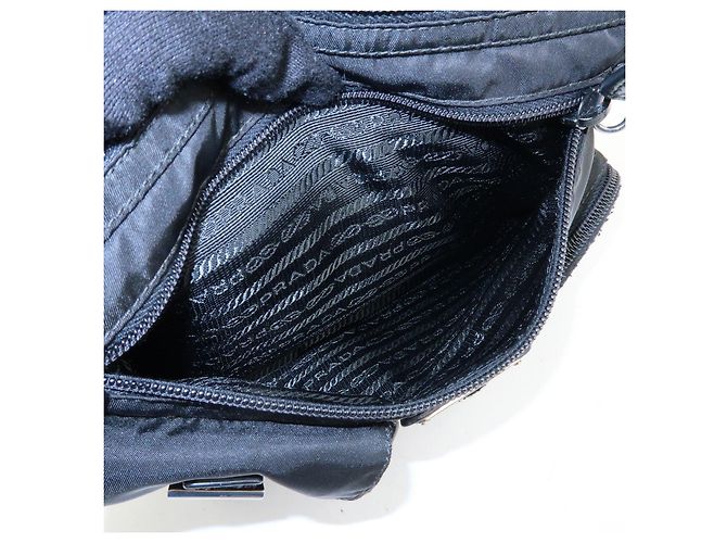 Borsello da vita PRADA in nylon e pelle con logo triangolare Nero BM0008 - vista 15