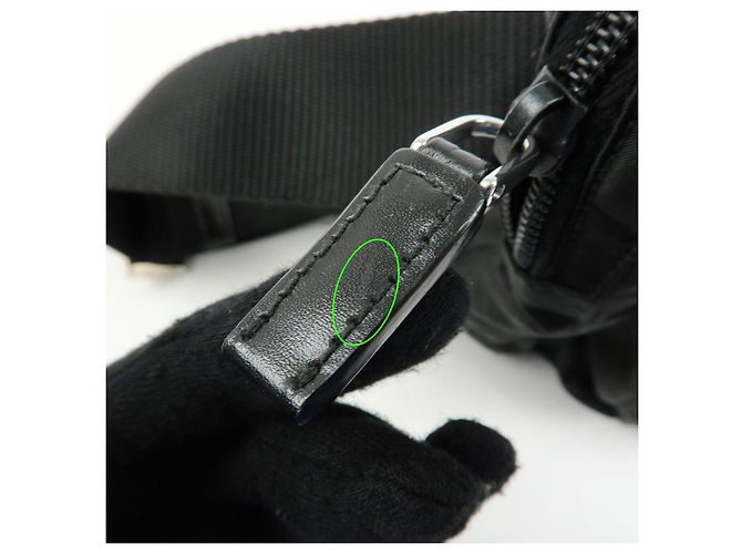 Borsello da vita PRADA in nylon e pelle con logo triangolare Nero BM0008 - vista 18