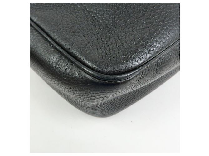 GUCCI Borsa a tracolla in pelle Interlocking G SOHO con frange Nero 308364 - vista 12