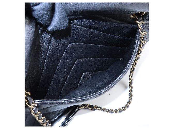 Borsa a tracolla CHANEL Chevron in pelle di vitello nera - vista 15