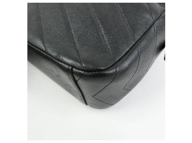 Borsa a tracolla CHANEL Chevron in pelle di vitello nera - vista 9