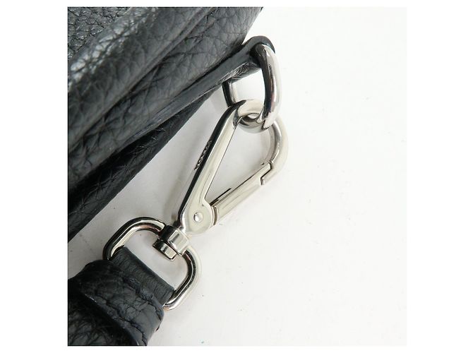 Borsa a tracolla PRADA in pelle Vitello Daino con logo triangolare Nero 1BH191 - vista 15