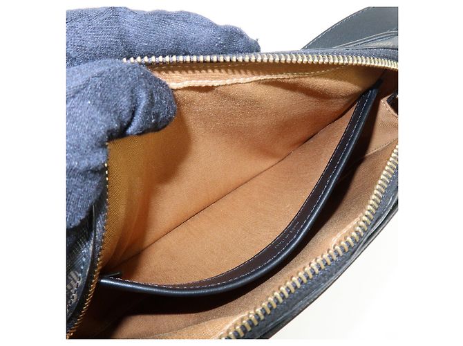 Céline Borsa a tracolla messenger CELINE Triumph in pelle Marrone Nero - vista 22
