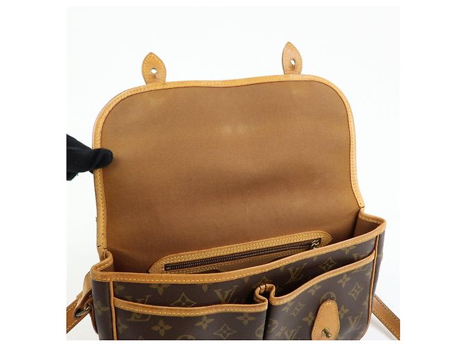 Borsa a tracolla Louis Vuitton Monogram Gibessière MM M42247 - vista 16