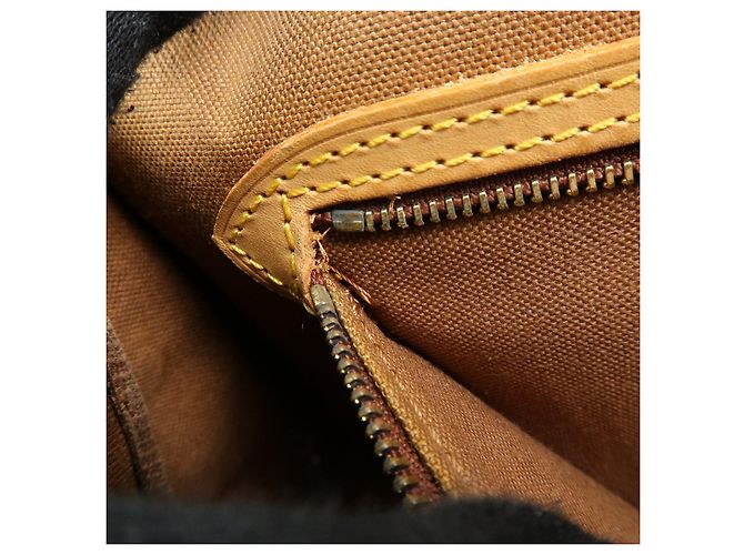 Borsa a tracolla Louis Vuitton Monogram Gibessière MM M42247 - vista 22