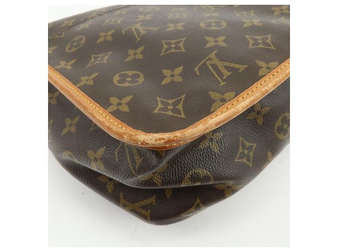 Louis Vuitton Monogram Canvas Gibeciere GM Shoulder Bag M42249 - vista 12