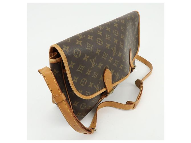 Louis Vuitton Monogram Canvas Gibeciere GM Shoulder Bag M42249 - vista 4