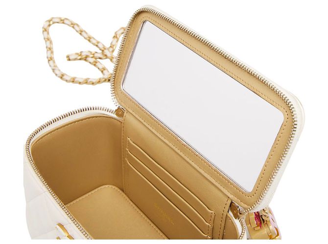 Borsa Vanity Chanel Matelassé Coco Mark - vista 4