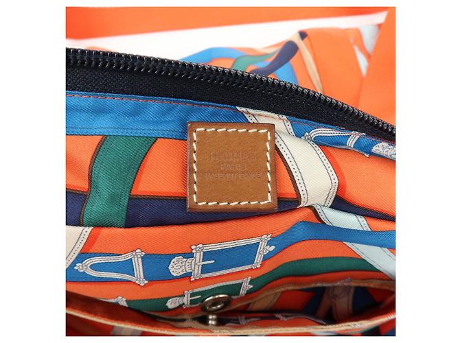 Hermès HERMES Airsilk Duffle 38 Borsa a Tracolla e a Mano in Pelle e Seta Arancione - vista 24