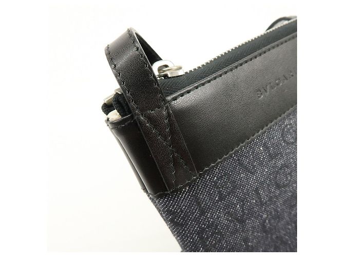 Bulgari Borsa a spalla e borsa a tracolla BVLGARI Logo Mania in pelle e denim Nero - vista 16