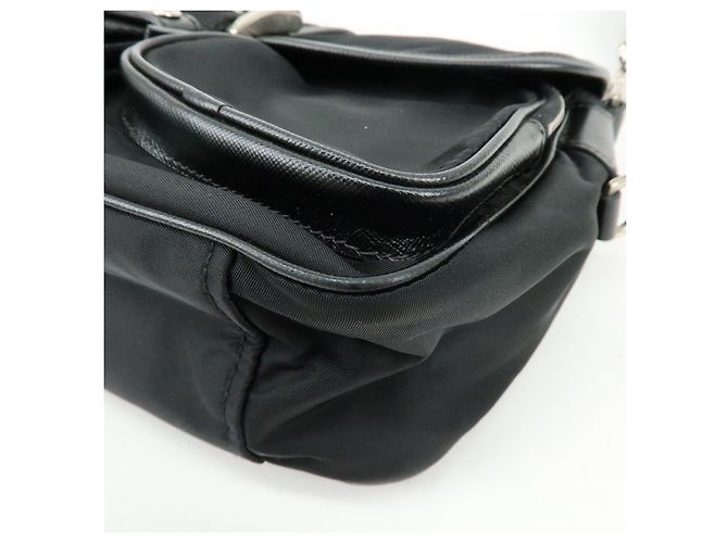 Borsa a tracolla PRADA in nylon e pelle Saffiano con logo triangolare Nero BT0464 - vista 11