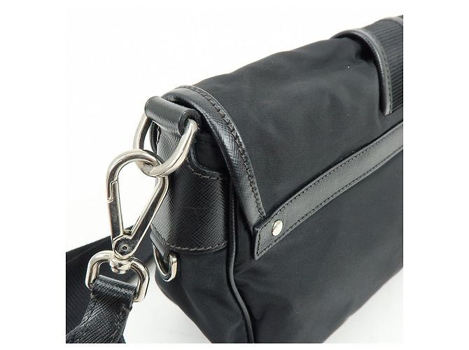 Borsa a tracolla PRADA in nylon e pelle Saffiano con logo triangolare Nero BT0464 - vista 13