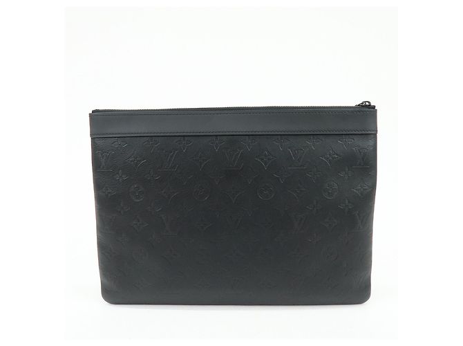 Louis Vuitton Monogram Shadow Pochette Discovery Cluth Bag Black M62903 - vista 2