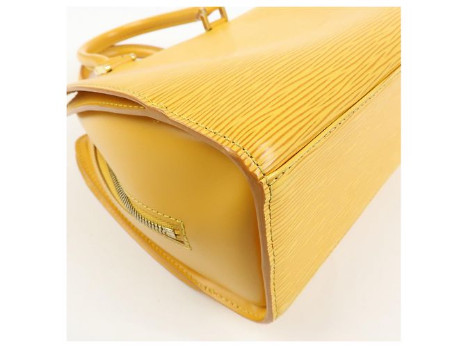 Borsa a mano Louis Vuitton Epi Epi Leather Pont Neuf Jaune M52059 - vista 13