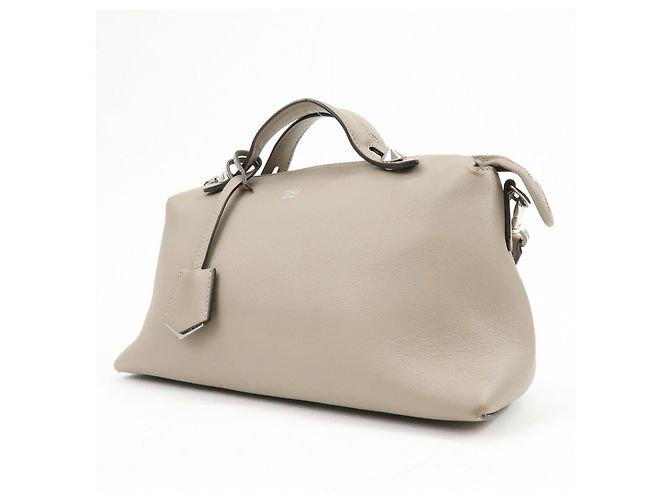 FENDI BY THE WAY Borsa a mano 2Way in pelle Medium Greige 8BL124 - vista 3