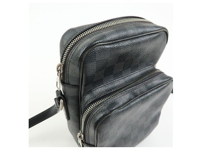 Louis Vuitton Damier Graphite Rem Shoulder Bag Black N41446 - vista 14