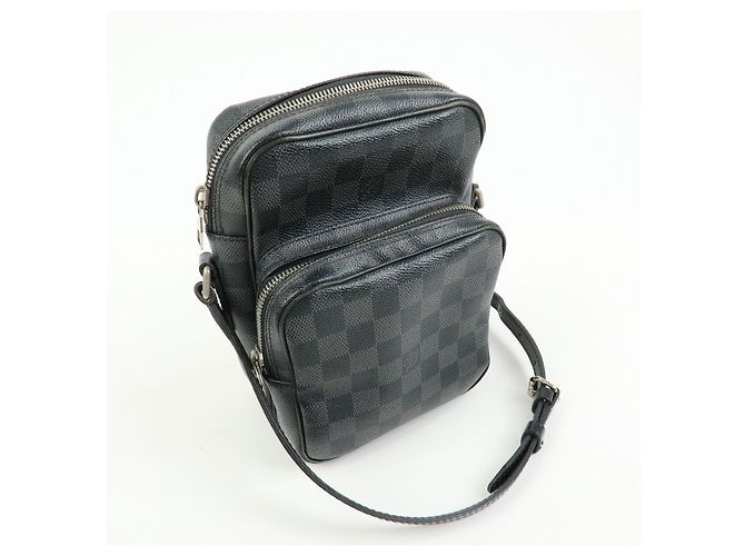 Louis Vuitton Damier Graphite Rem Shoulder Bag Black N41446 - vista 4
