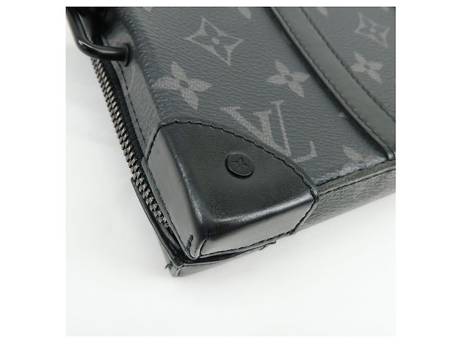Louis Vuitton Monogram Eclipse Soft Trunk Wallet Shoulder Bag M69838 - vista 10