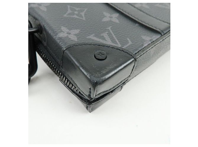 Louis Vuitton Monogram Eclipse Soft Trunk Wallet Shoulder Bag M69838 - vista 11