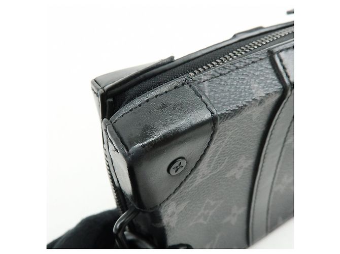Louis Vuitton Monogram Eclipse Soft Trunk Wallet Shoulder Bag M69838 - vista 14